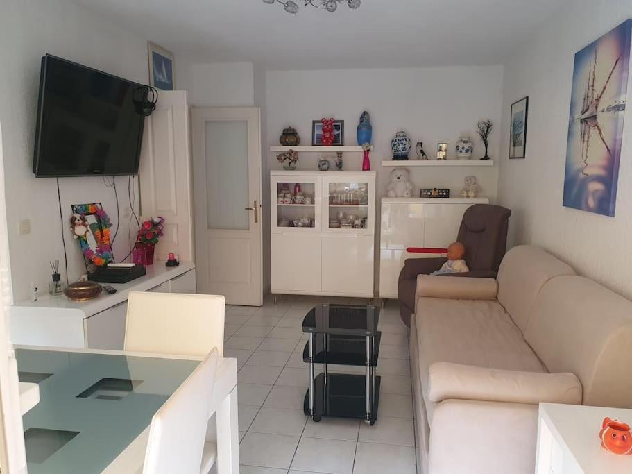 Appartement Yoyo. Ментона Экстерьер фото